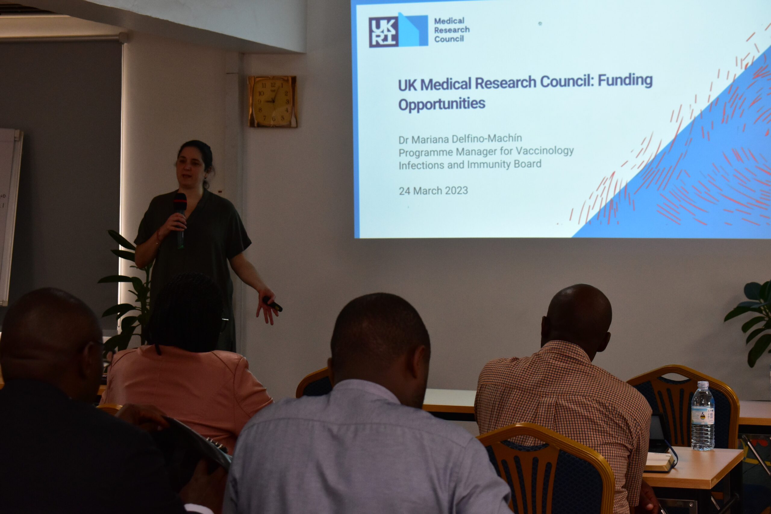 Dr Mariana Delfino-Machίn, the Programme Manager for Vaccinology- Infections & Immunity Board (Medical Research Council, UK Research & Innovation) presents on funding opportunities for health research avaliable through UKR-MRC.